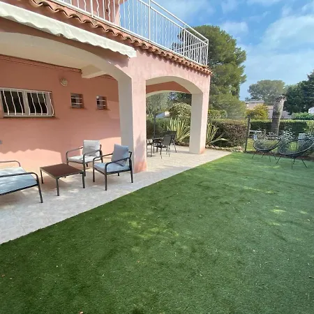 Super 80m De La De Plain Pied Avec 50m2 Extérieur *