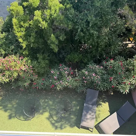 アパート Super 80m De La De Plain Pied Avec 50m2 Exterieur