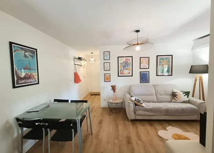 Apartamento Super 80m De La De Plain Pied Avec 50m2 Extérieur Saint-Raphaël